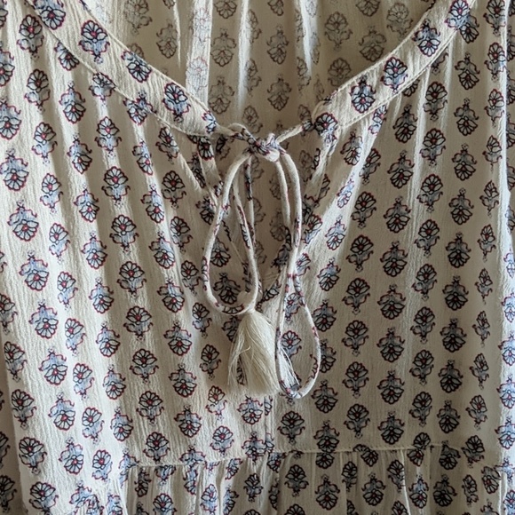 American Eagle Bell Sleeve Top - Picture 3 of 4